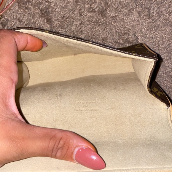 Louis Vuitton pochette Florentine - Picture 13 of 14